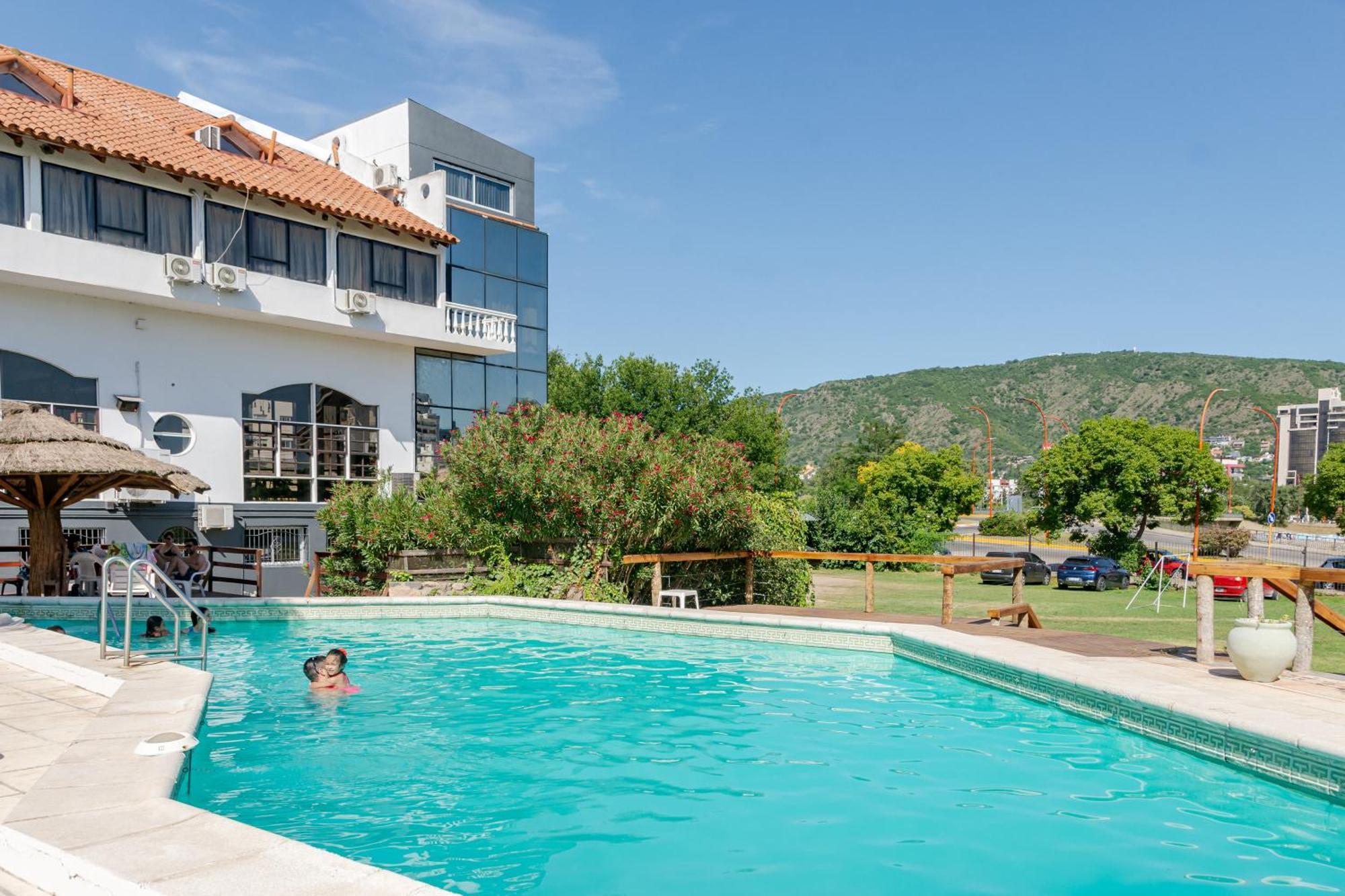 Hotel El Condado Villa Carlos Paz Eksteriør billede